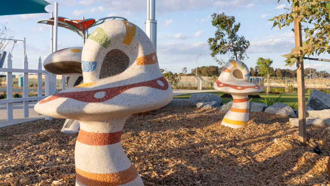 2025 07 25 Neon Palms CUB 205046